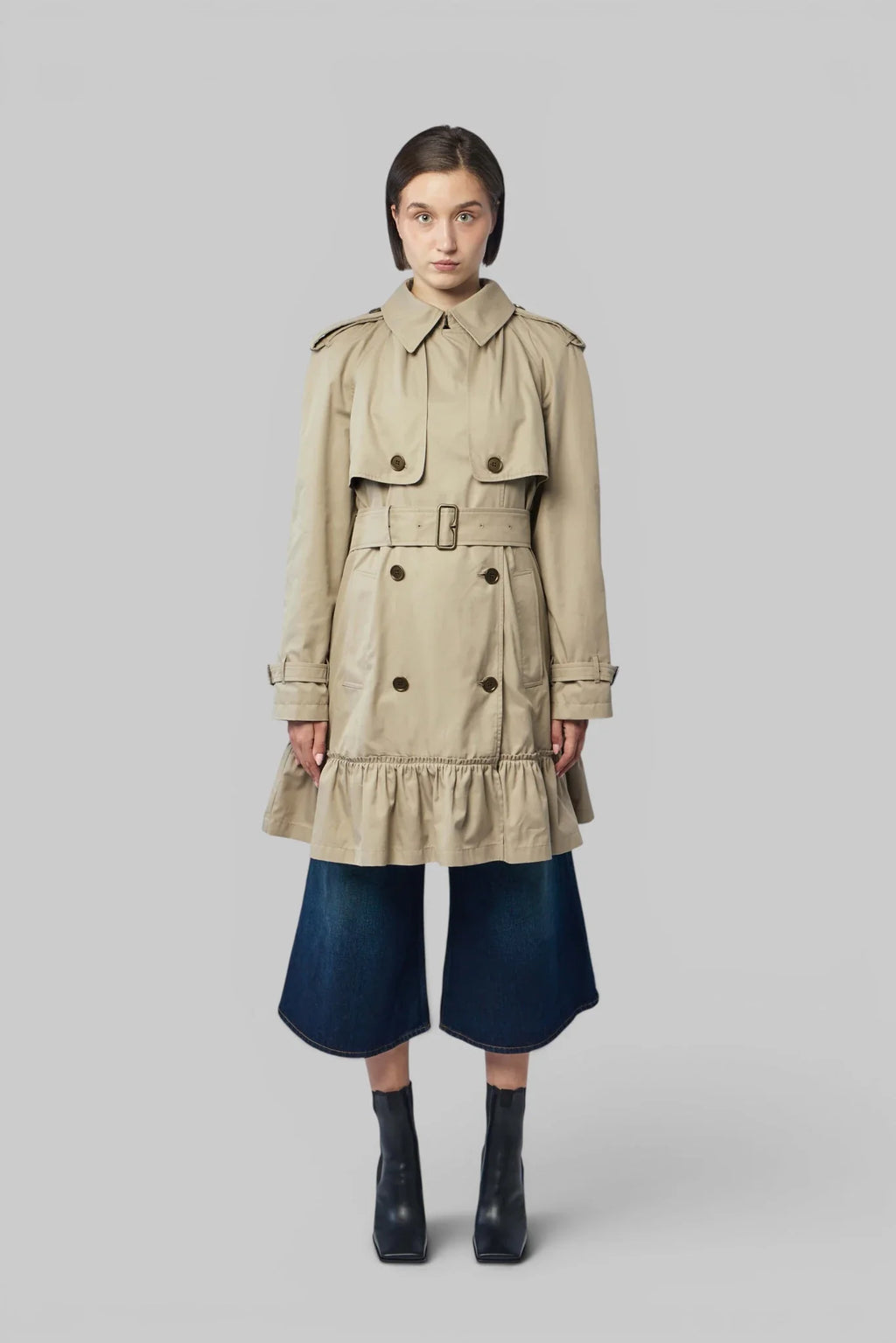 Short Gabardine Tillydrine Trench Coat
